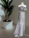 Abito argento mikado - 7 - Abiti da sposa, sposo e cerimonia eleganti a Palermo